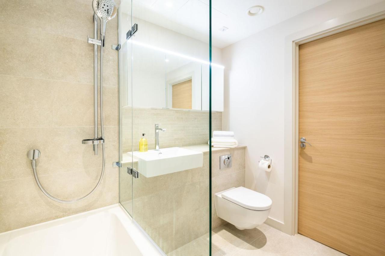 Luxurious Victoria By The Apollo Theatre By Underthedoormat Appartamento Londra