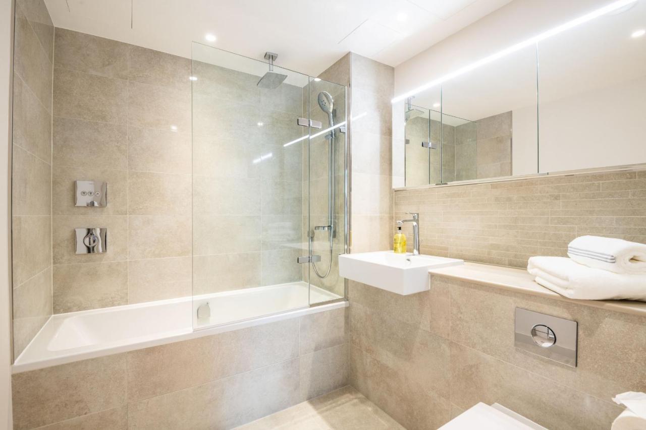Appartamento Luxurious Victoria By The Apollo Theatre By Underthedoormat Londra